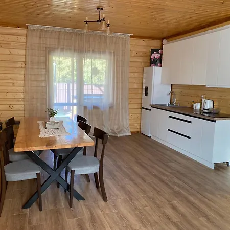 Center чан Tatil Evi *